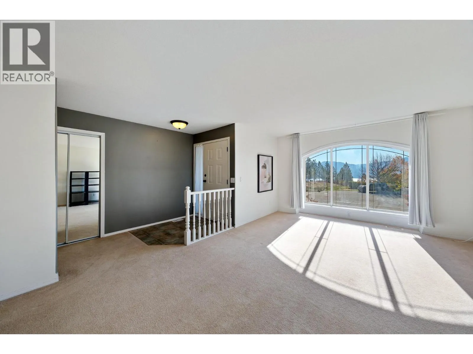 2800 DOUCETTE Drive
