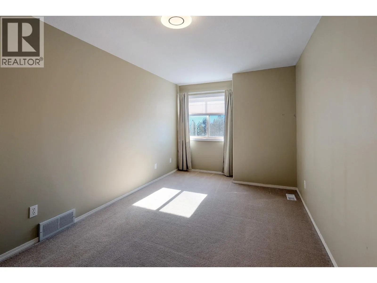 2800 DOUCETTE Drive