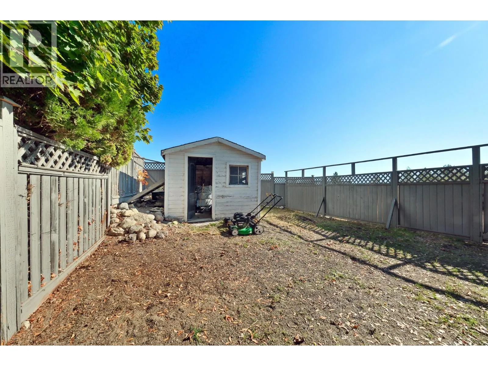2800 DOUCETTE Drive