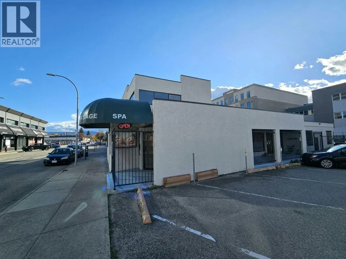 545 Lawrence Avenue Unit# B