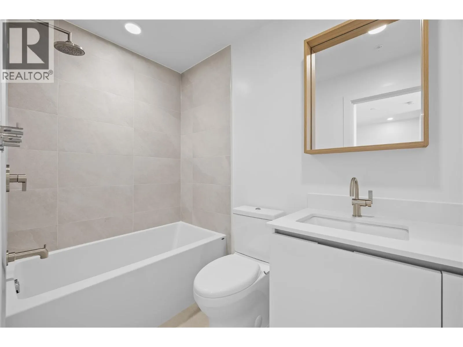 2760 Olalla Road Unit# 208