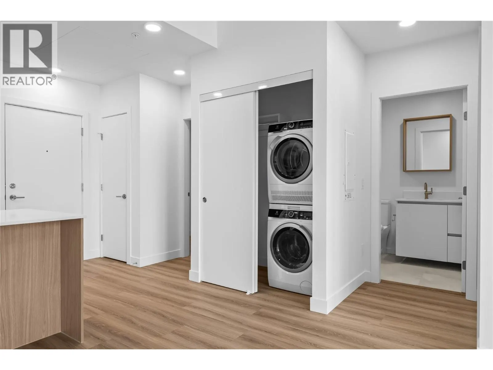 2760 Olalla Road Unit# 208