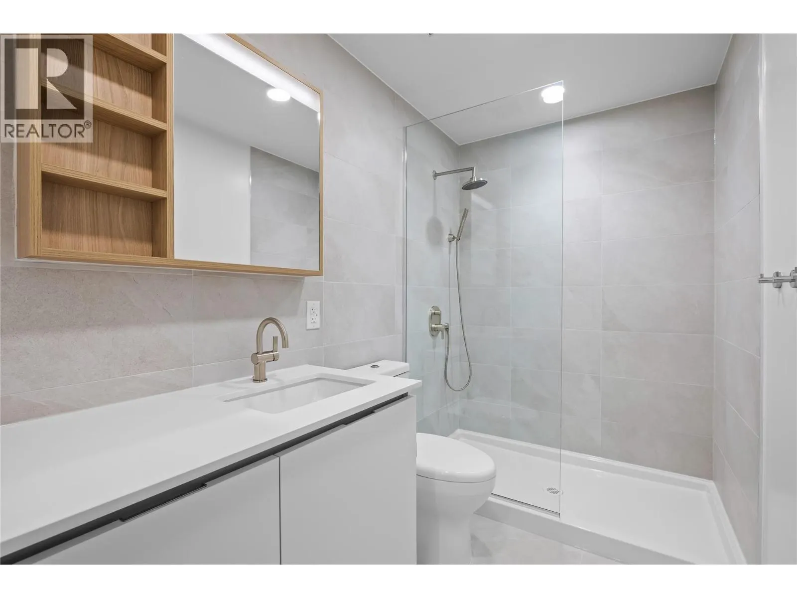 2760 Olalla Road Unit# 208