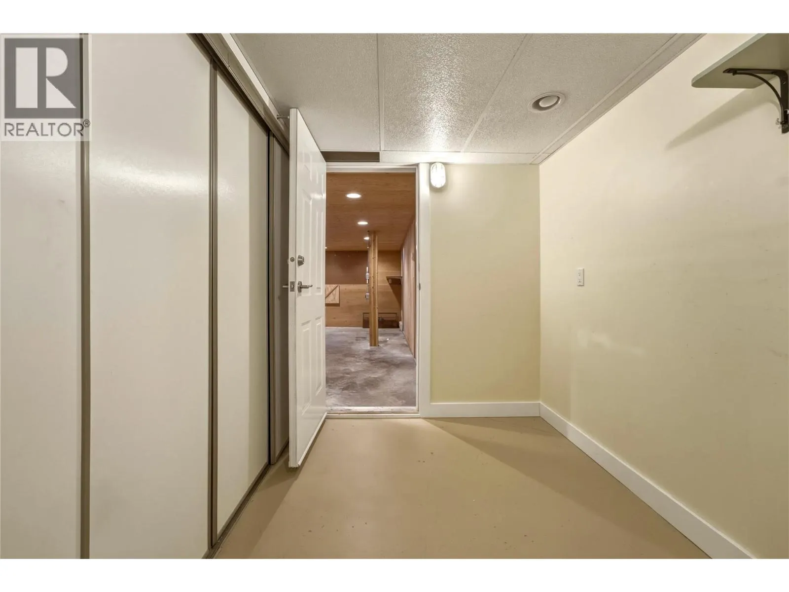 55 Peregrine Way
