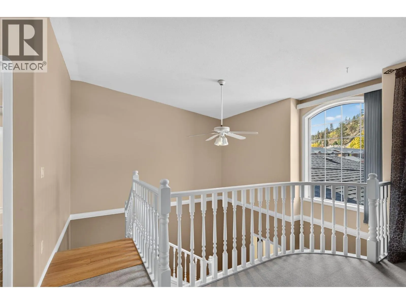 535 Glenmeadows Road Unit# 16