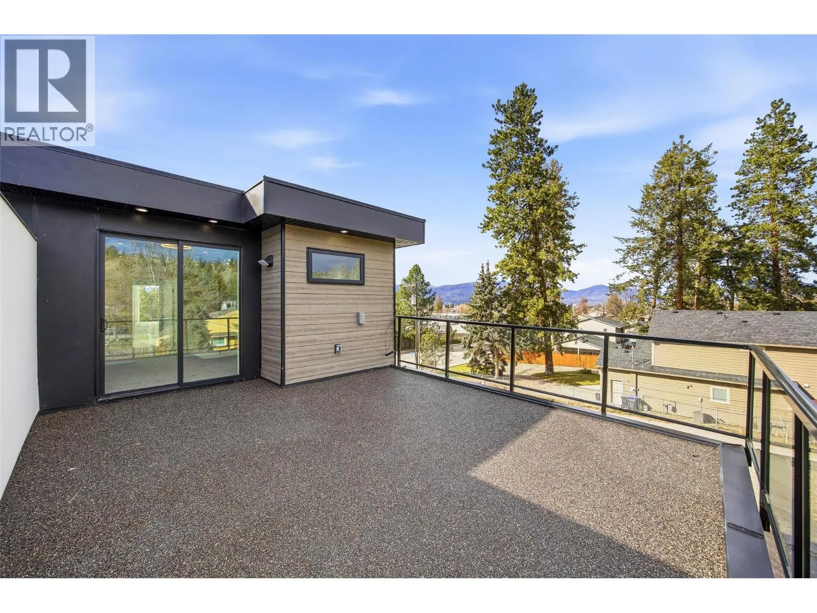 4563 Gordon Drive