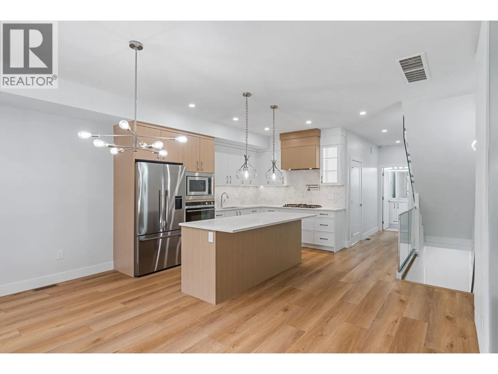 4565 Gordon Drive