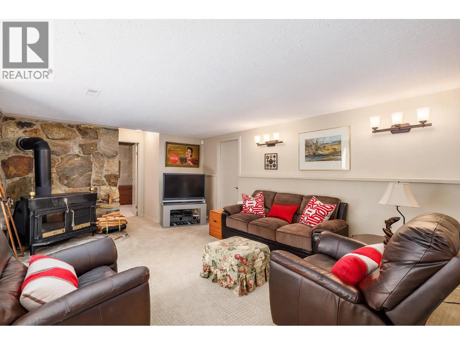 4614 Mission Ridge Court