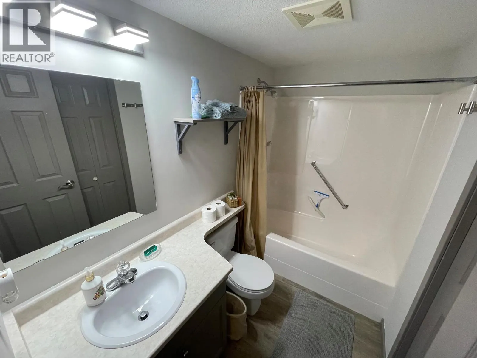 7140 4th Street Unit# 105