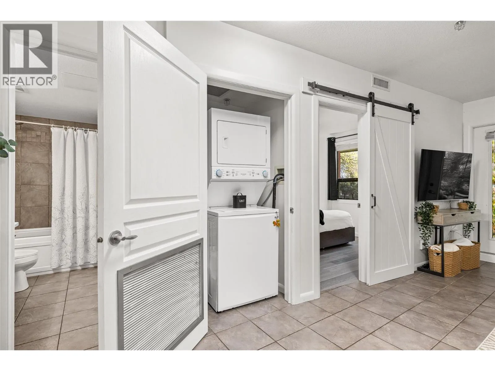 654 Cook Road Unit# 128
