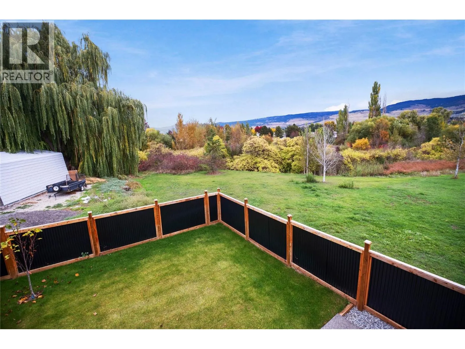 302 Sumac Road W