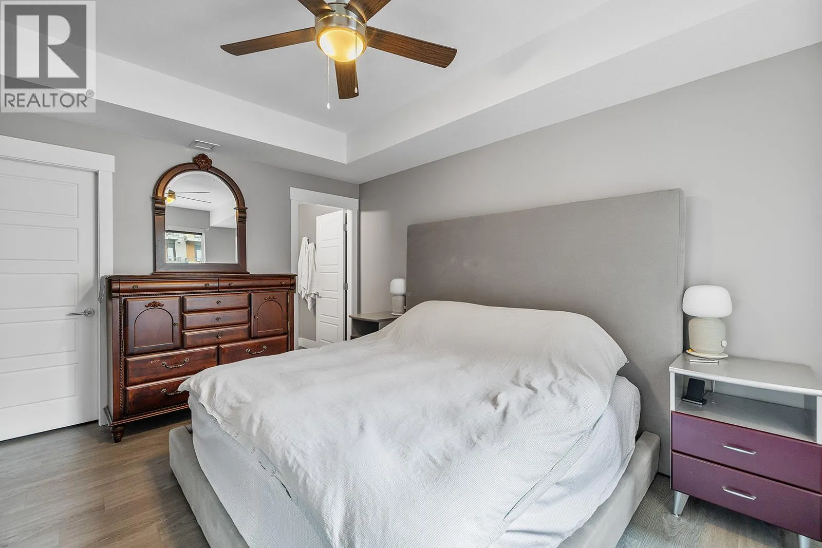 925 Leon Avenue Unit# 327
