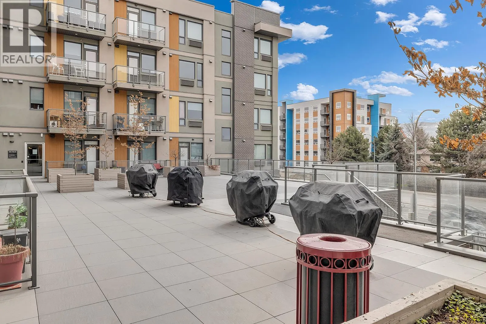 925 Leon Avenue Unit# 327