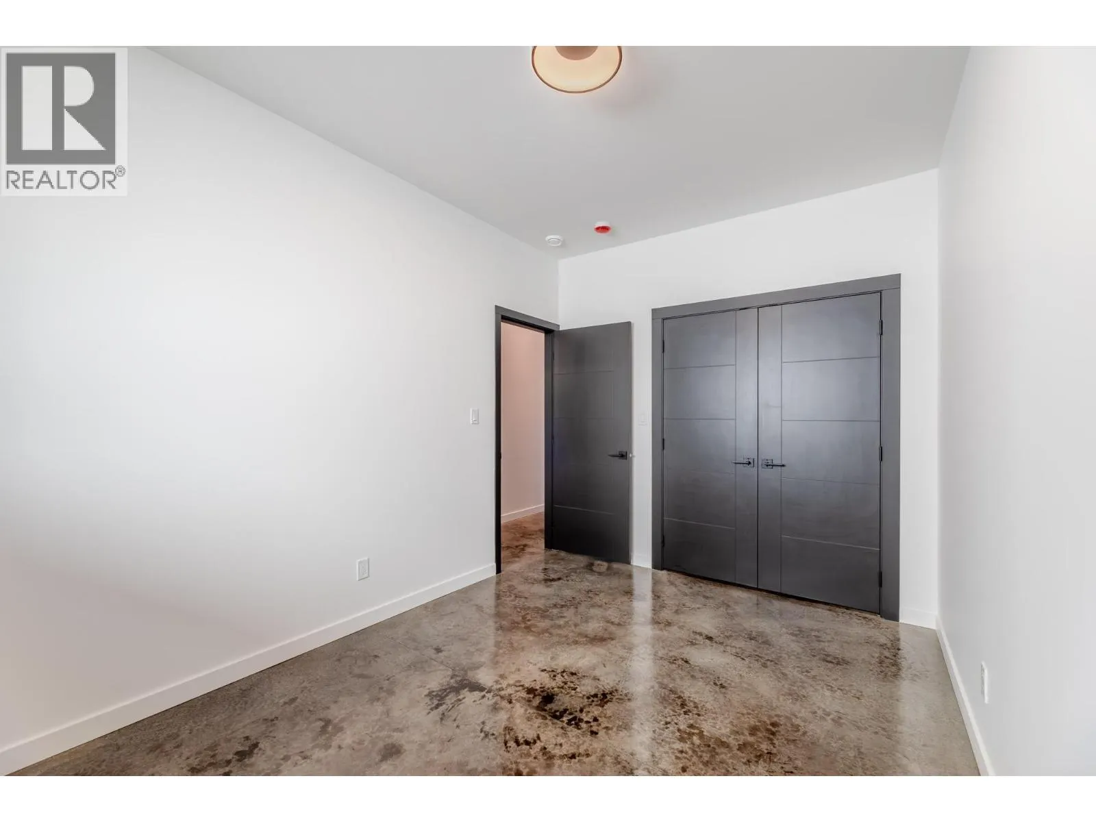 134 Clearview Crescent