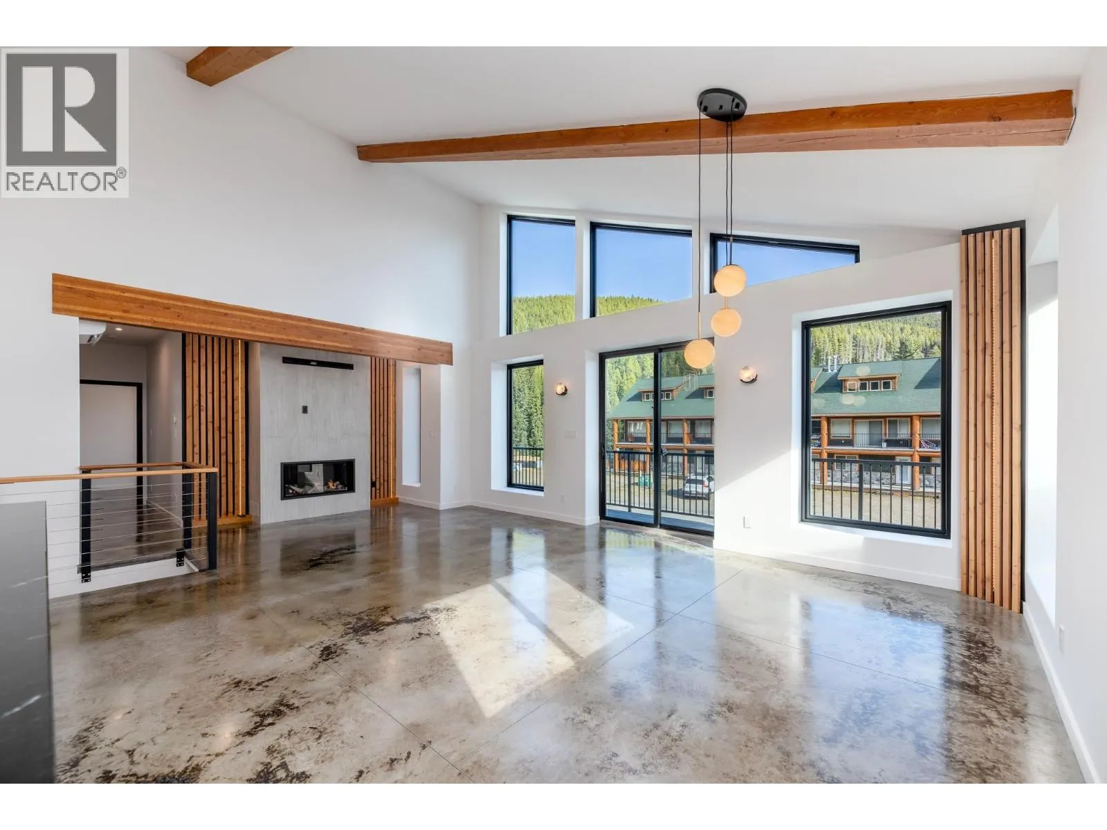 134 Clearview Crescent