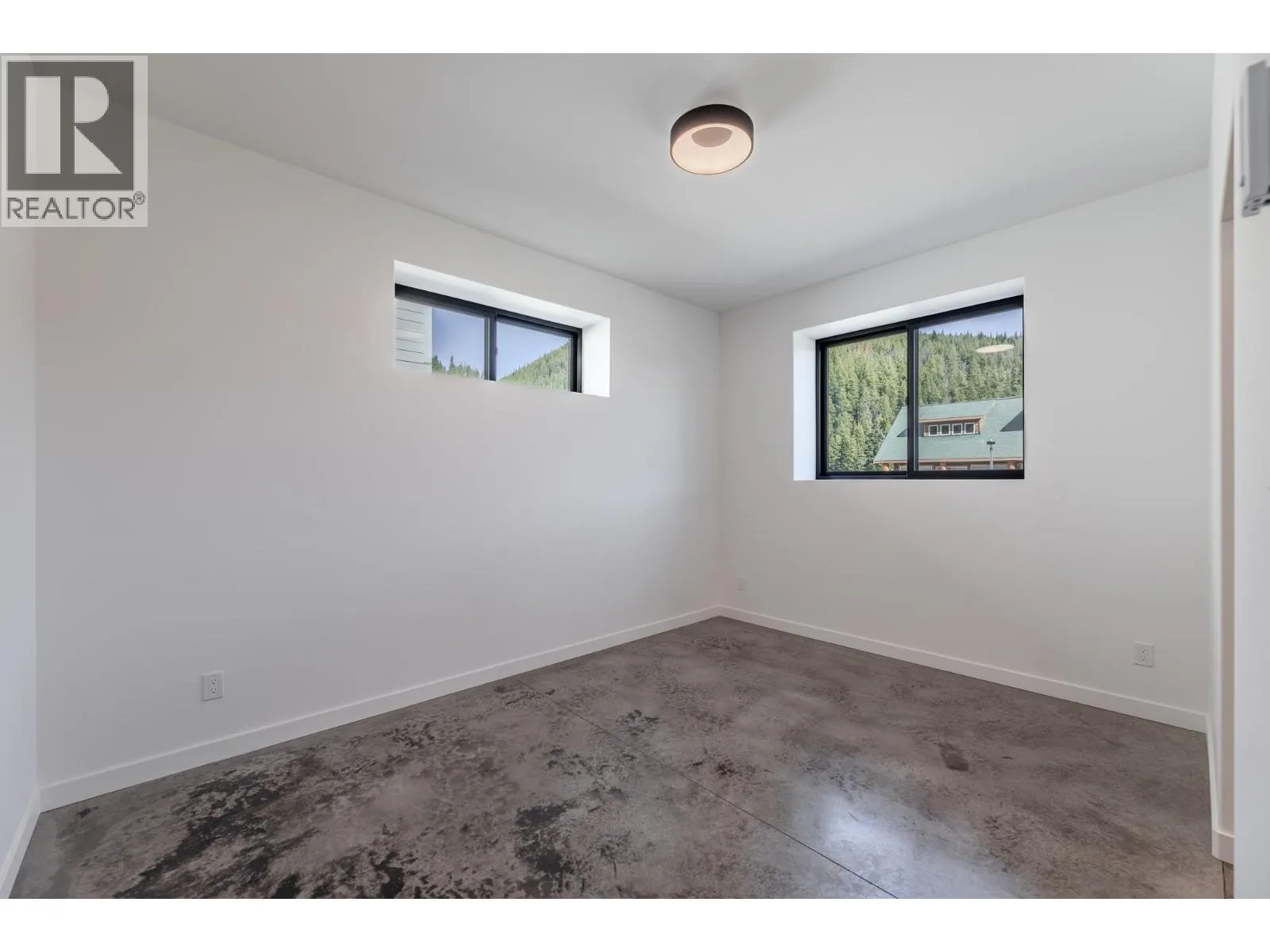 134 Clearview Crescent
