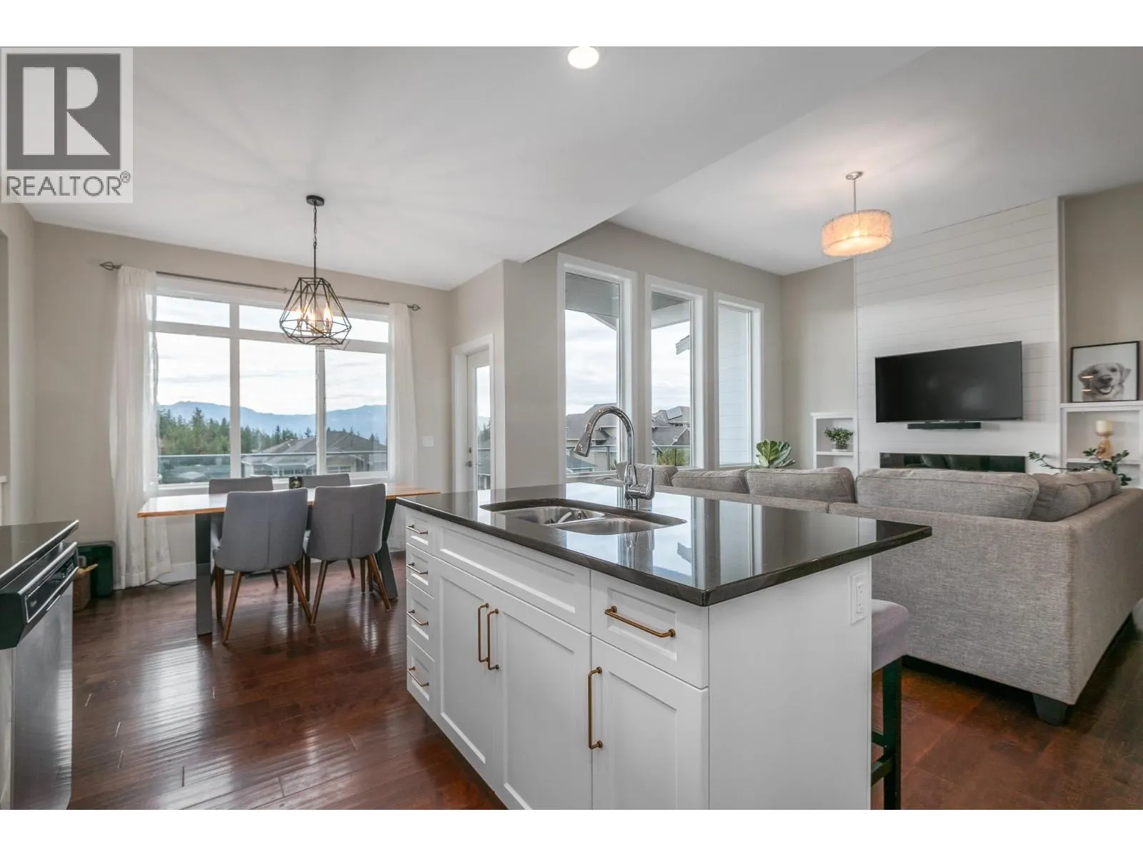 2420 Tallus Heights Drive