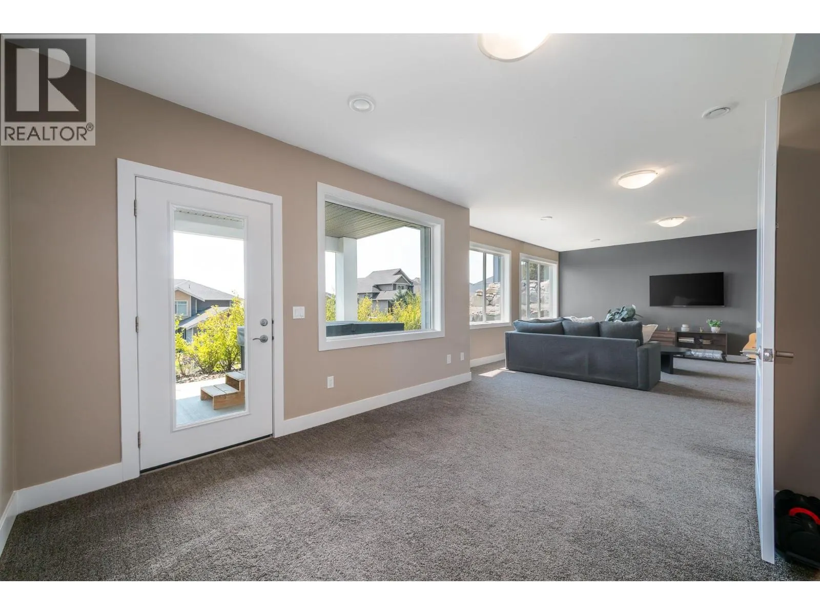 2420 Tallus Heights Drive