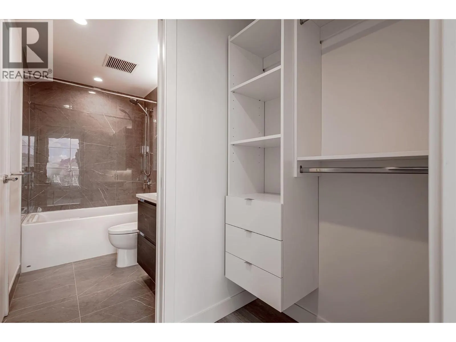 238 Leon Avenue Unit# 1401