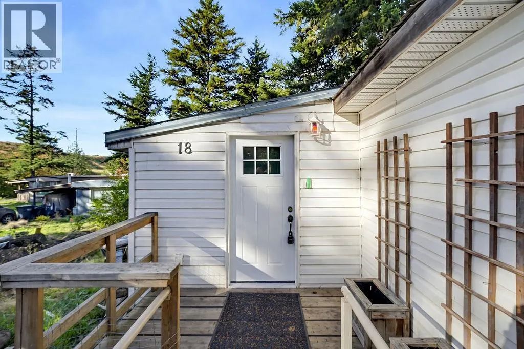 4137 Spallumcheen Drive Unit# 18
