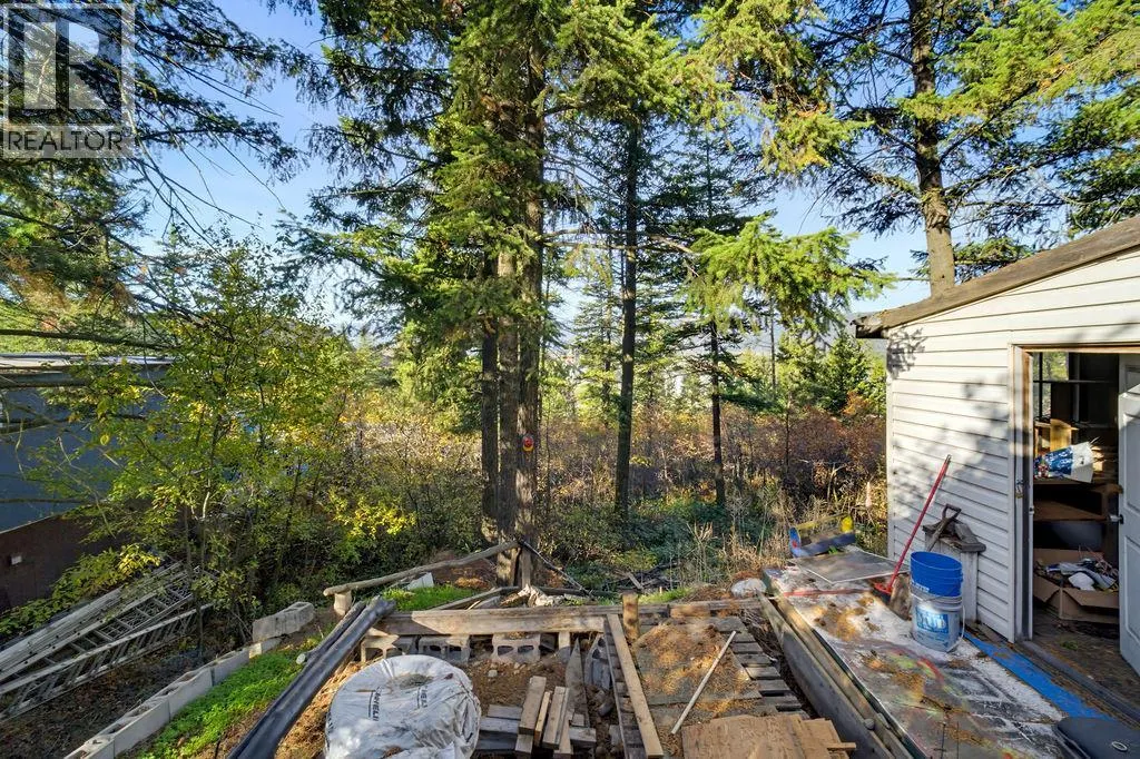4137 Spallumcheen Drive Unit# 18