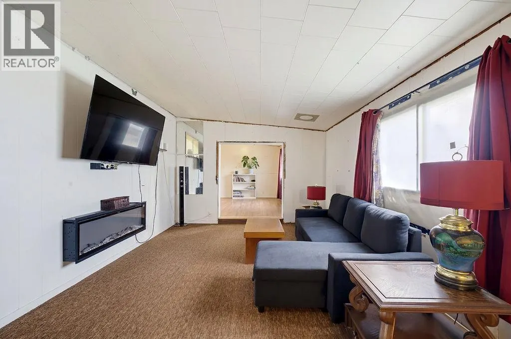 4137 Spallumcheen Drive Unit# 18