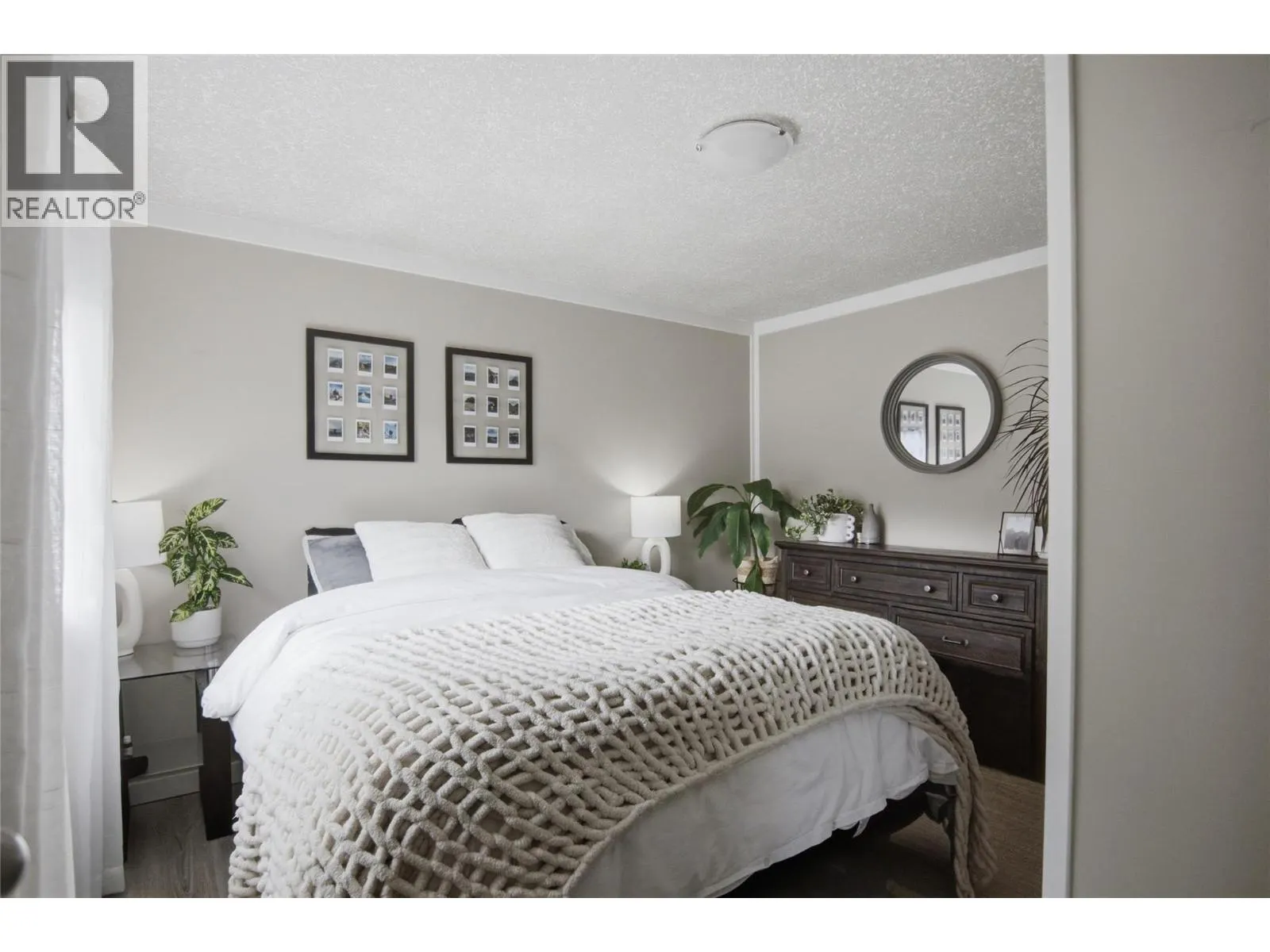 44 EDWARD Street Unit# 44E