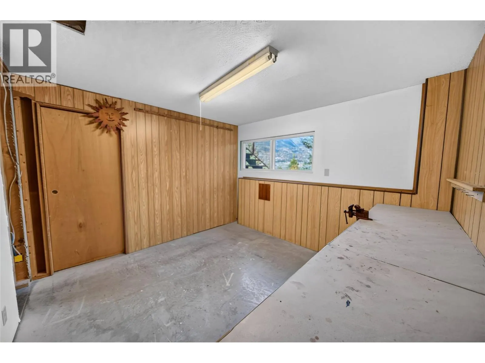 75 Ridgemont Drive