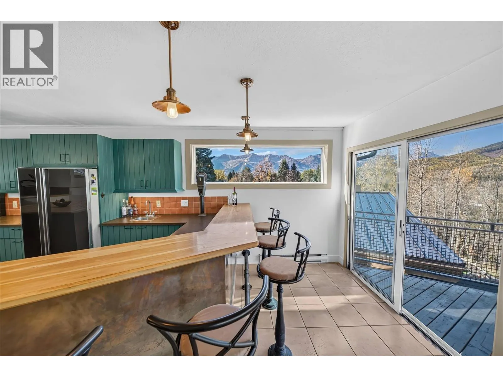 75 Ridgemont Drive