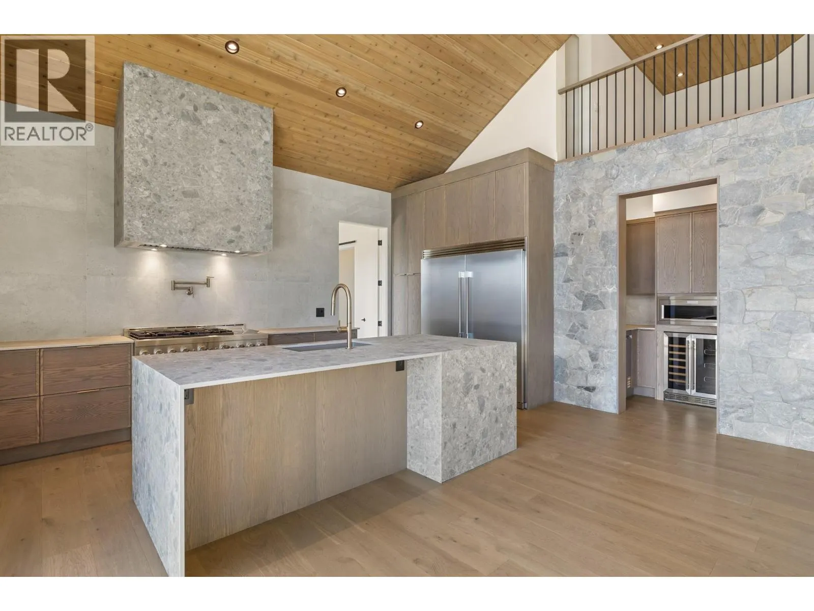 2495 Pinnacle Ridge Drive