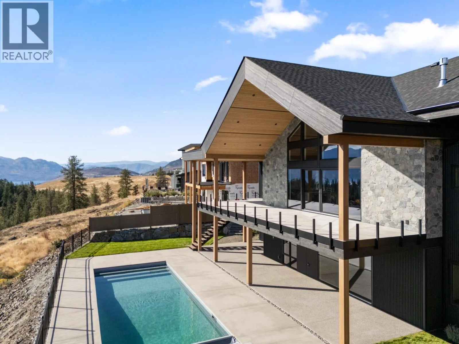 2495 Pinnacle Ridge Drive