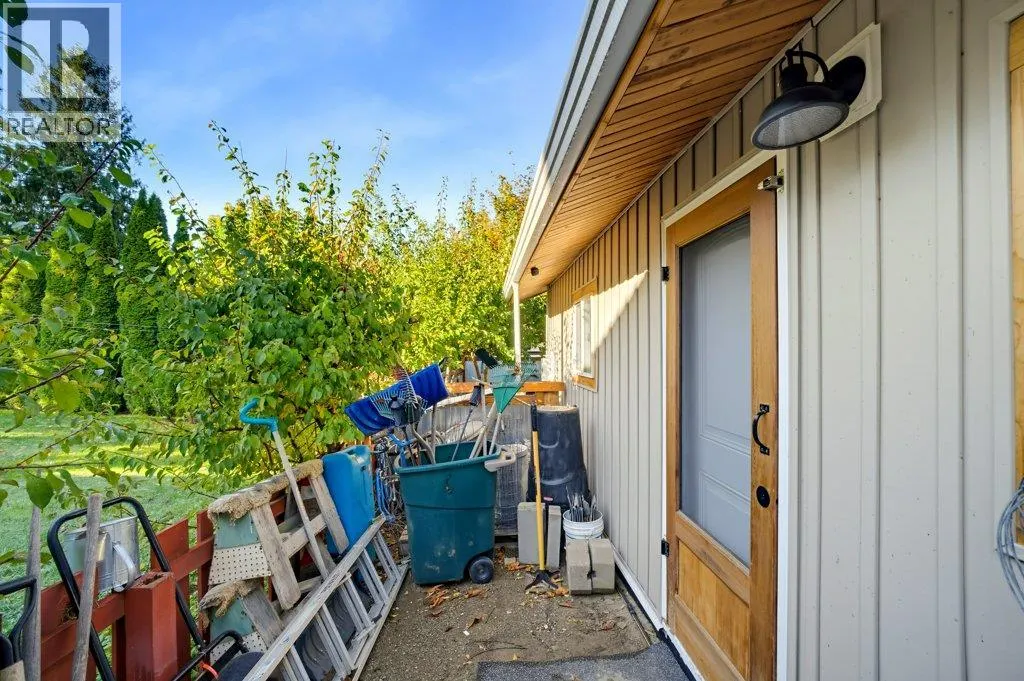 280 5 Avenue SE