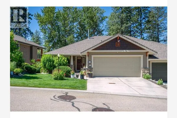 3452 Camelback Drive