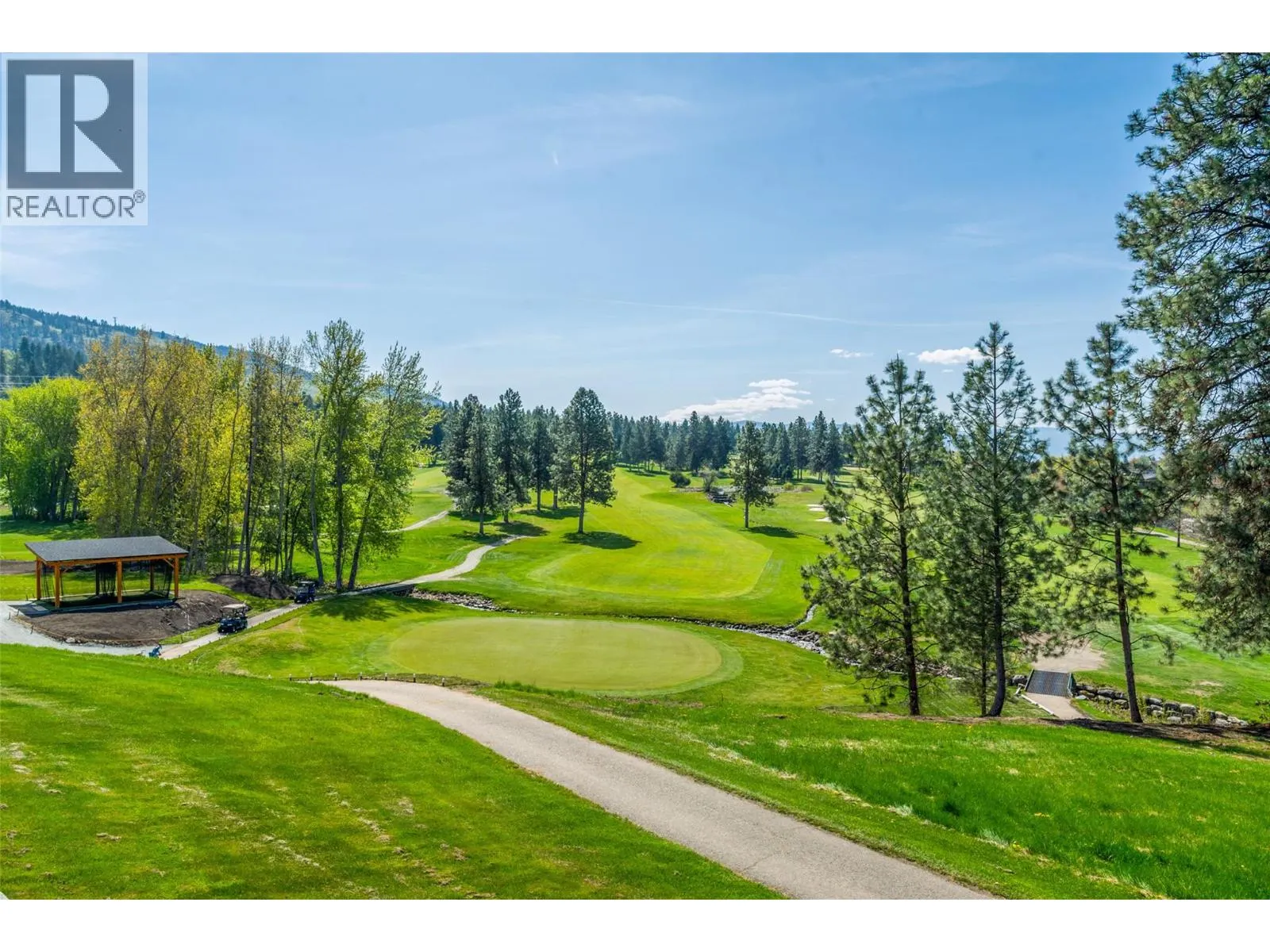 3452 Camelback Drive