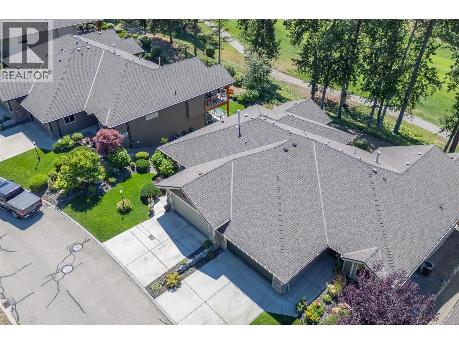 3452 Camelback Drive
