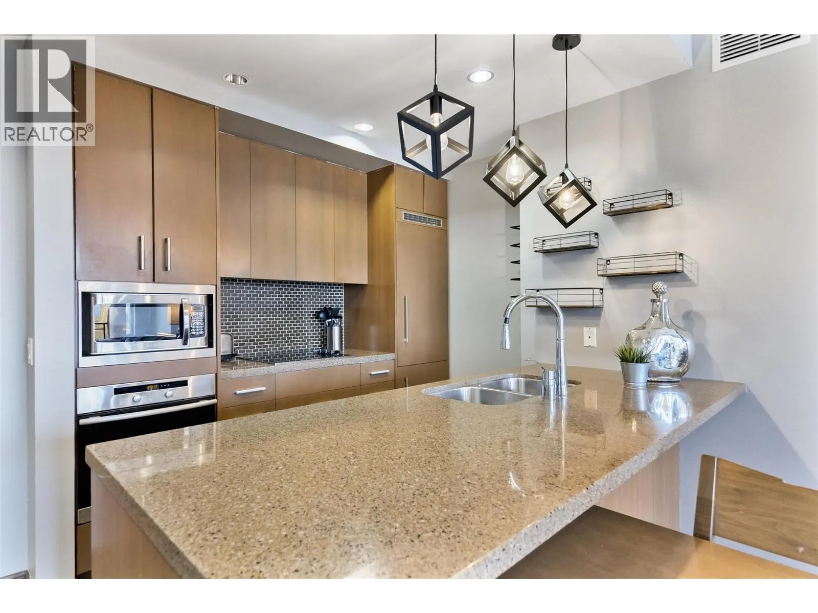 2950 Camozzi Road Unit# 1414