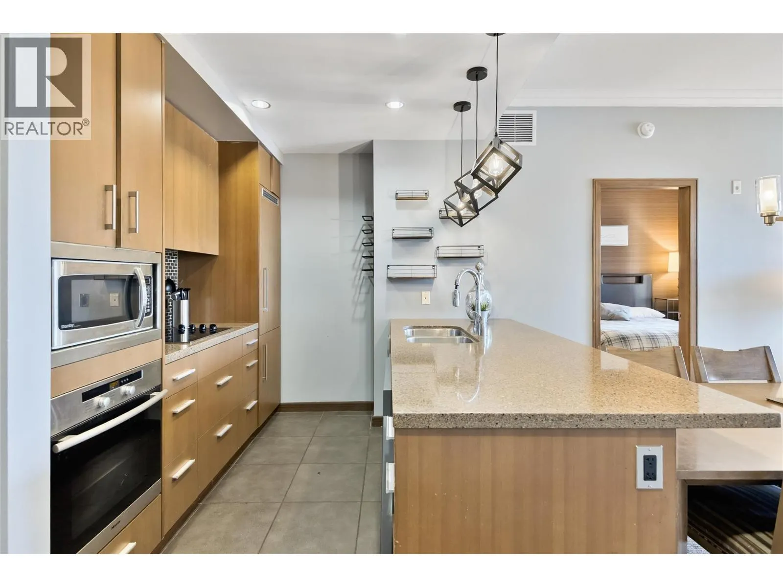 2950 Camozzi Road Unit# 1414
