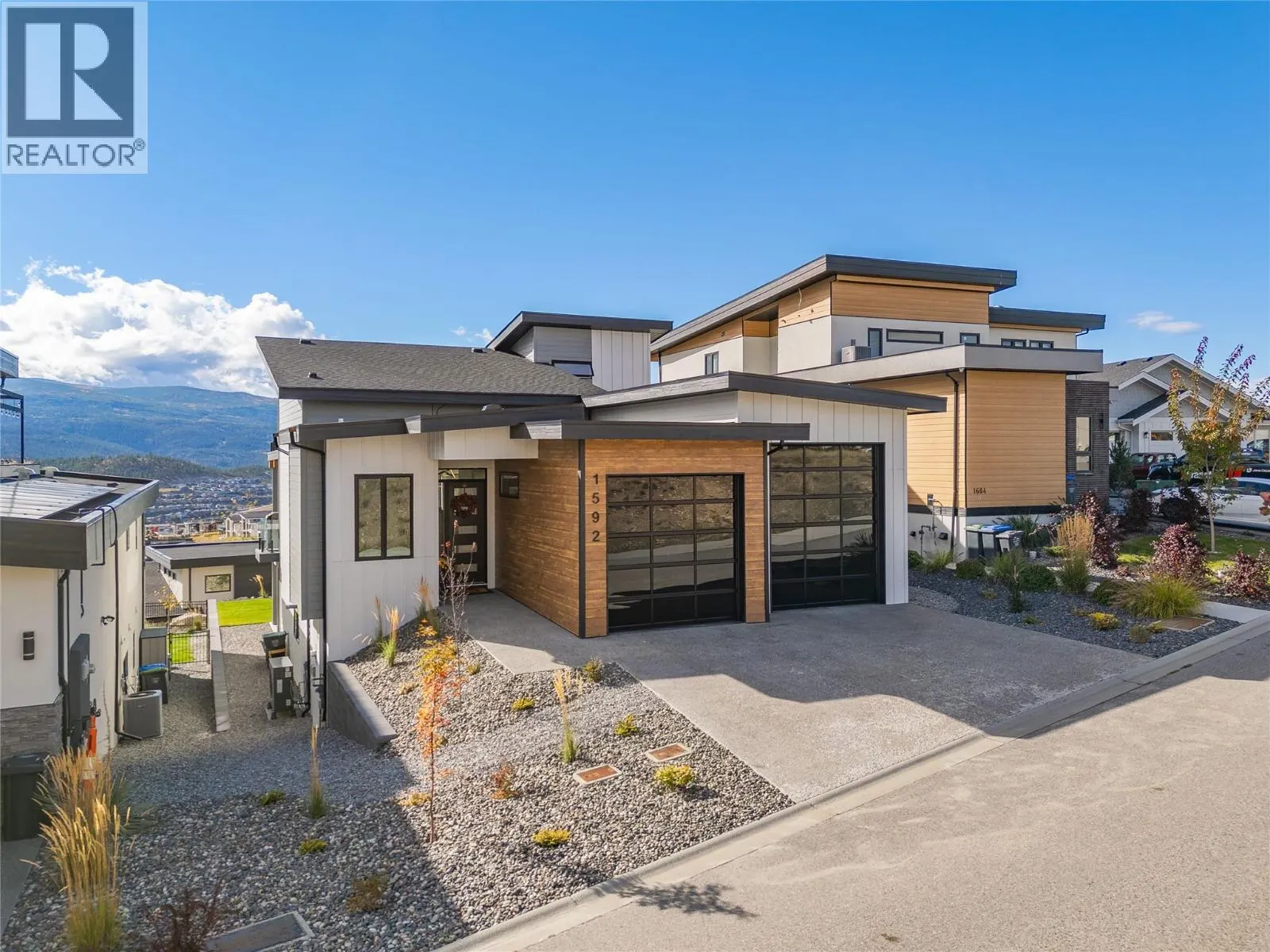 1592 Carnegie Street