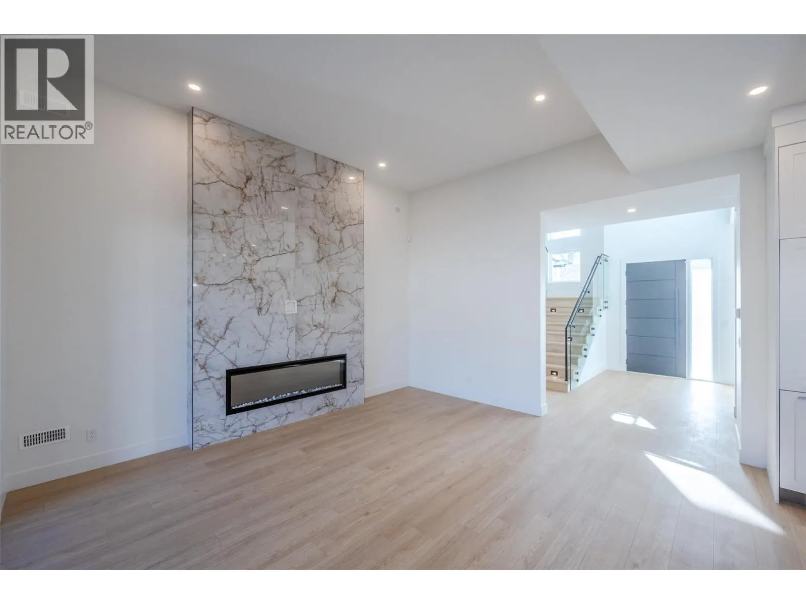 1125 Antler Drive