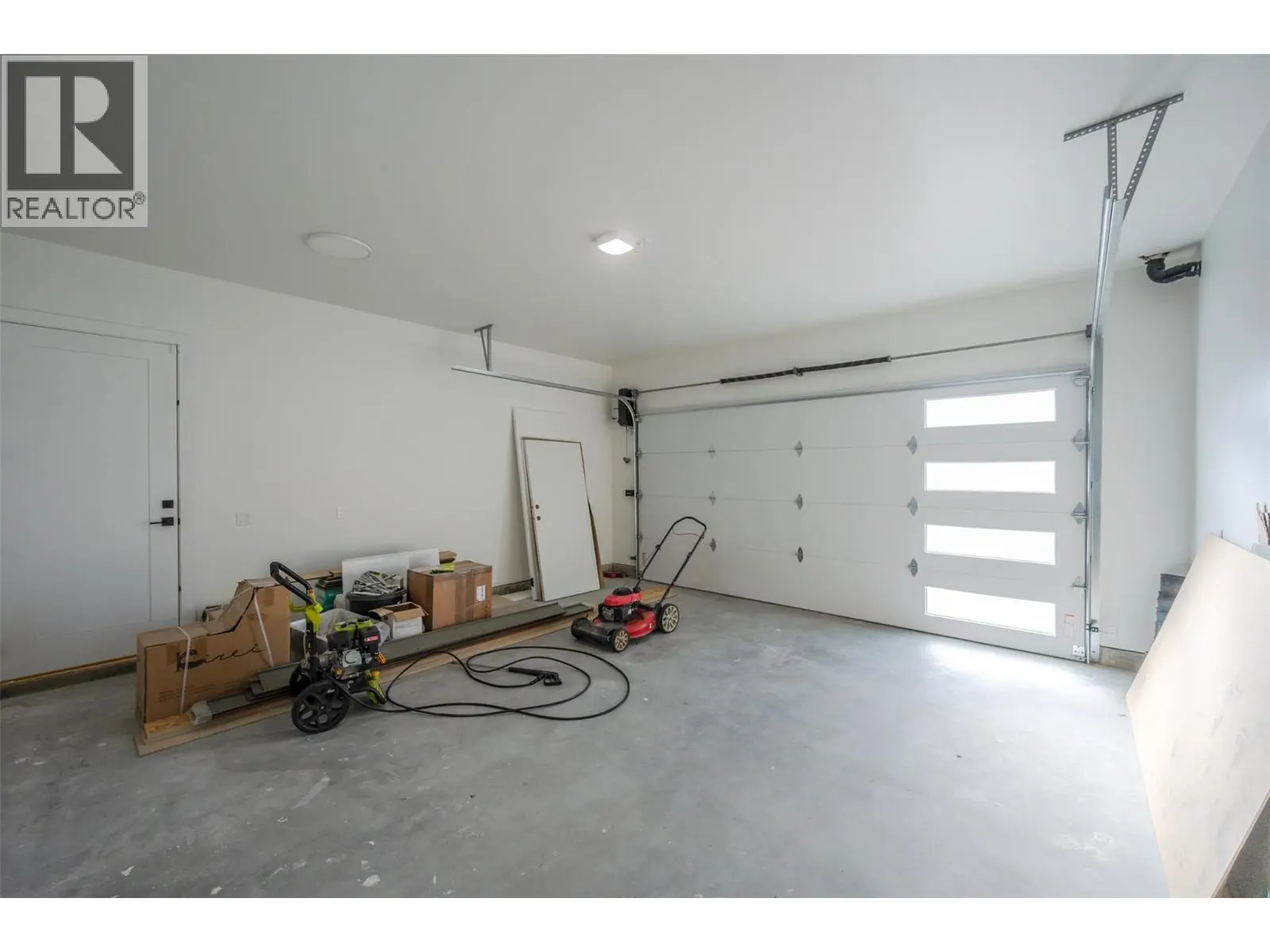1125 Antler Drive