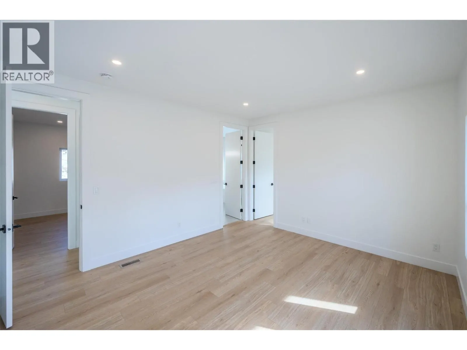 1125 Antler Drive