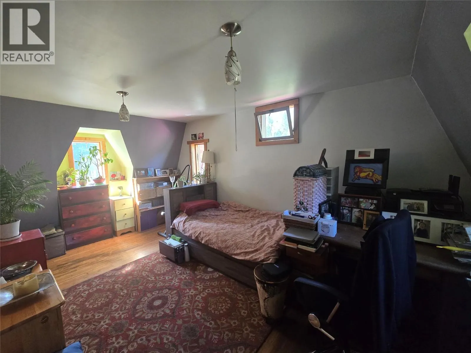 125 Whatshan Settlement Road