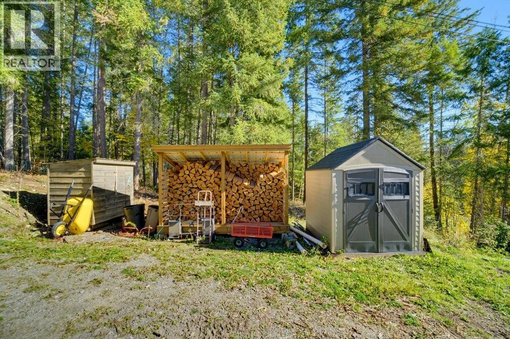 741 Gardom Lake Road