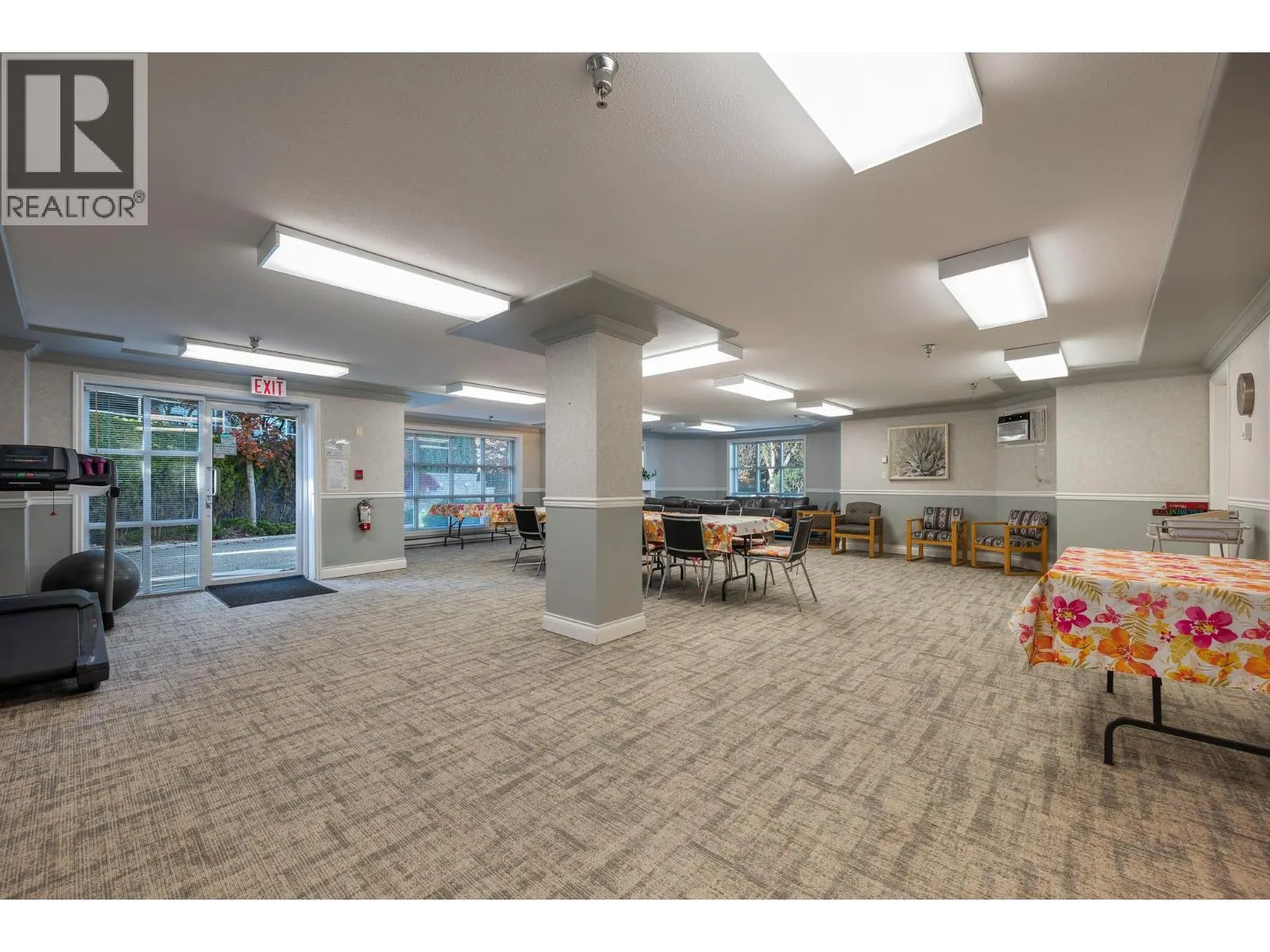 3220 Centennial Drive Unit# 106