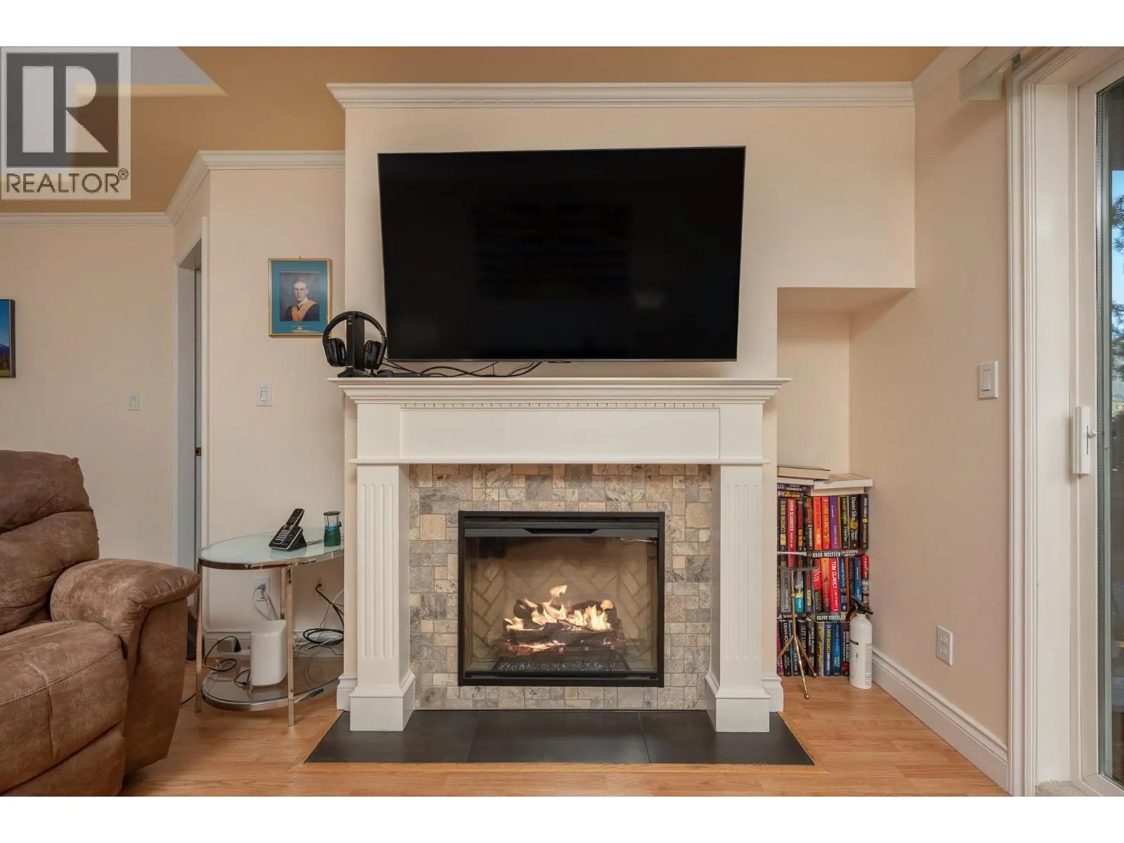 3220 Centennial Drive Unit# 106