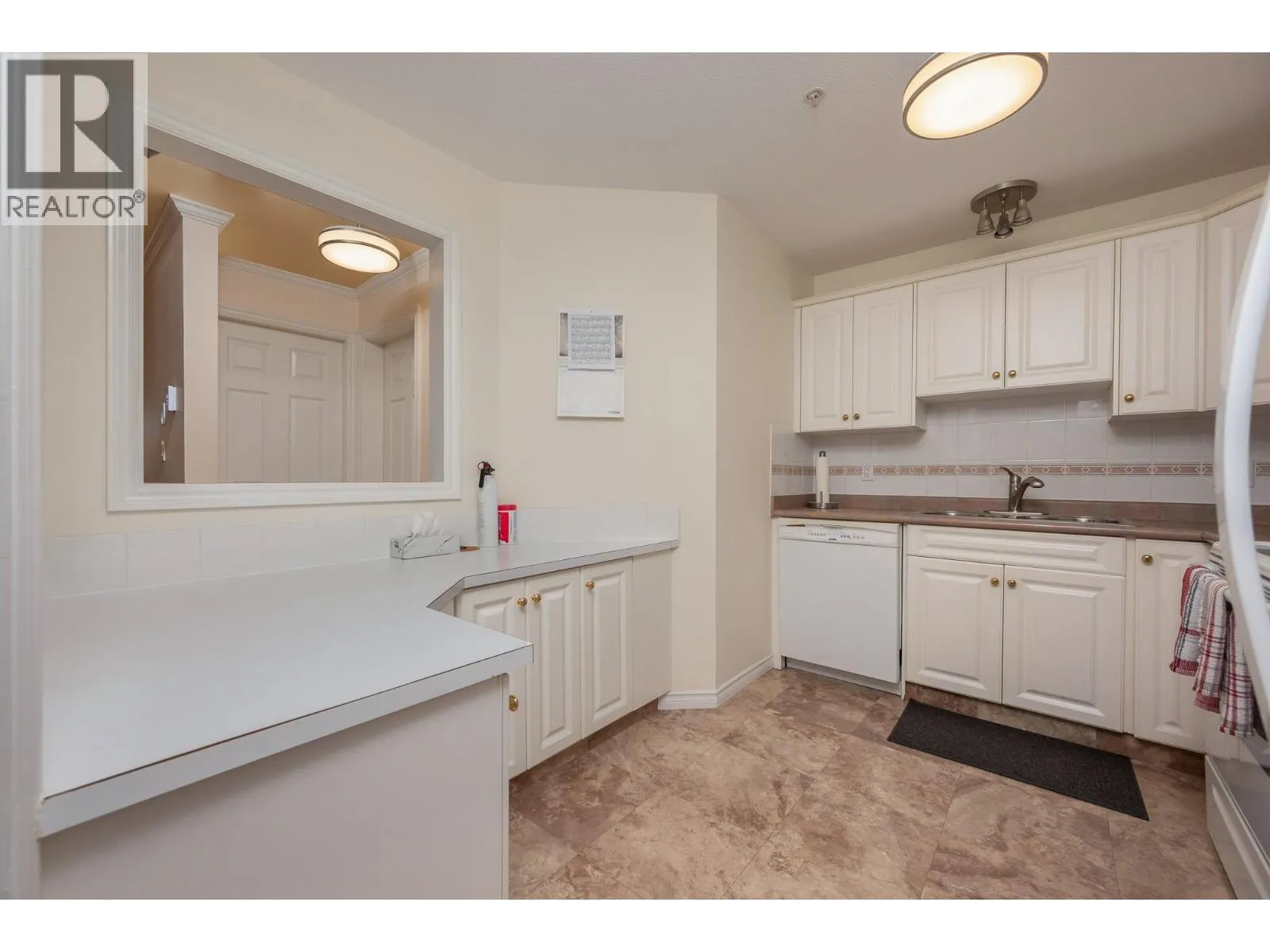 3220 Centennial Drive Unit# 106