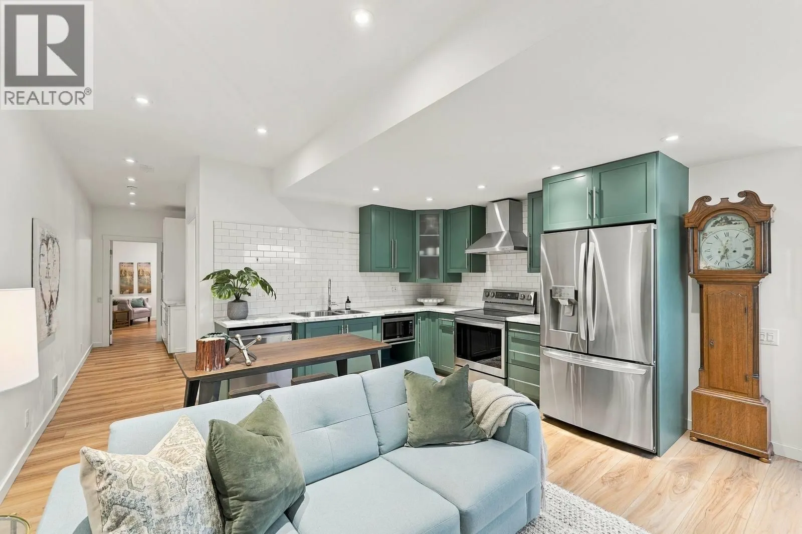 5047 Seon Crescent