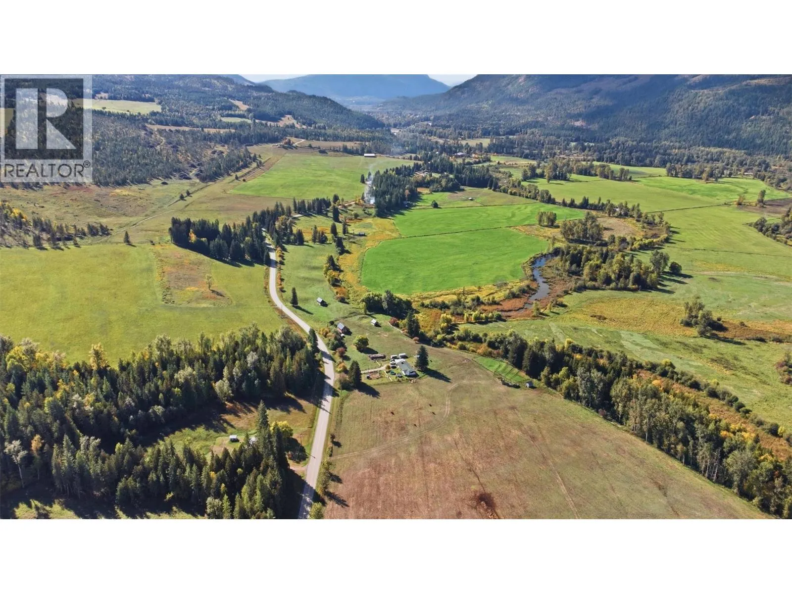 2613 Lumby Mabel Lake Road