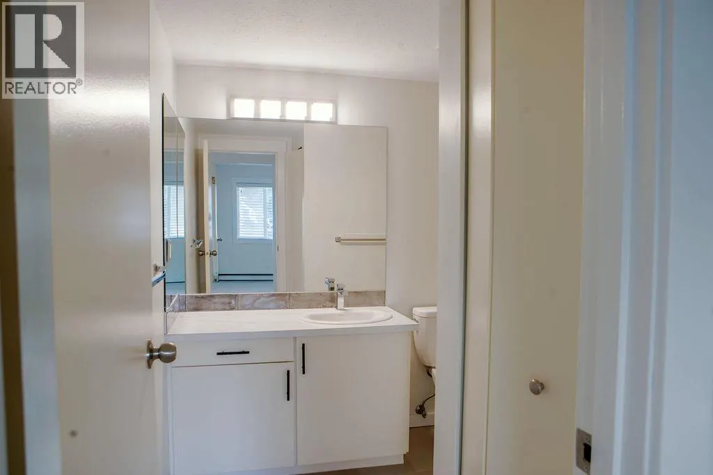 44 Whiteshield Crescent S Unit# 301