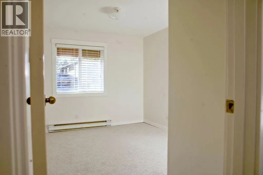 44 Whiteshield Crescent S Unit# 301